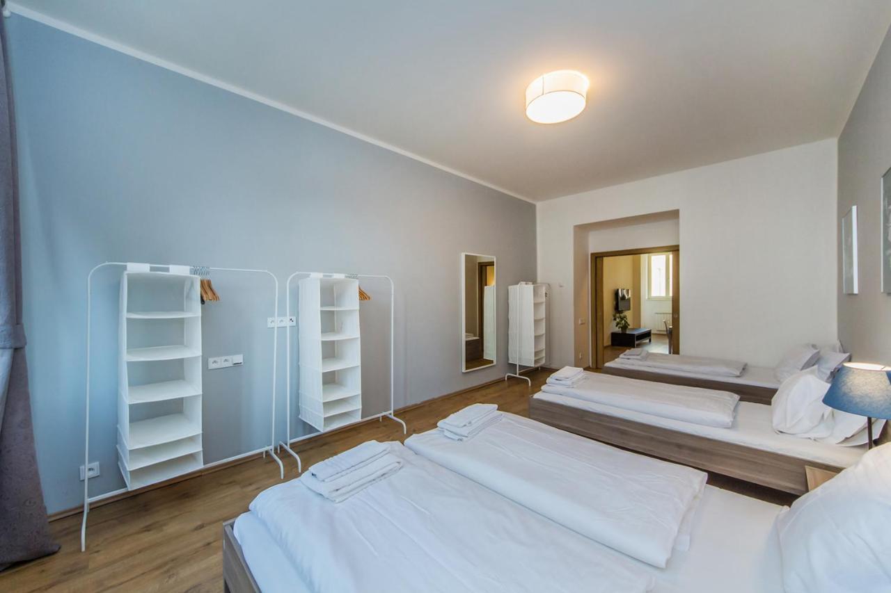 Nabo Apartments ปราก ภายนอก รูปภาพ
